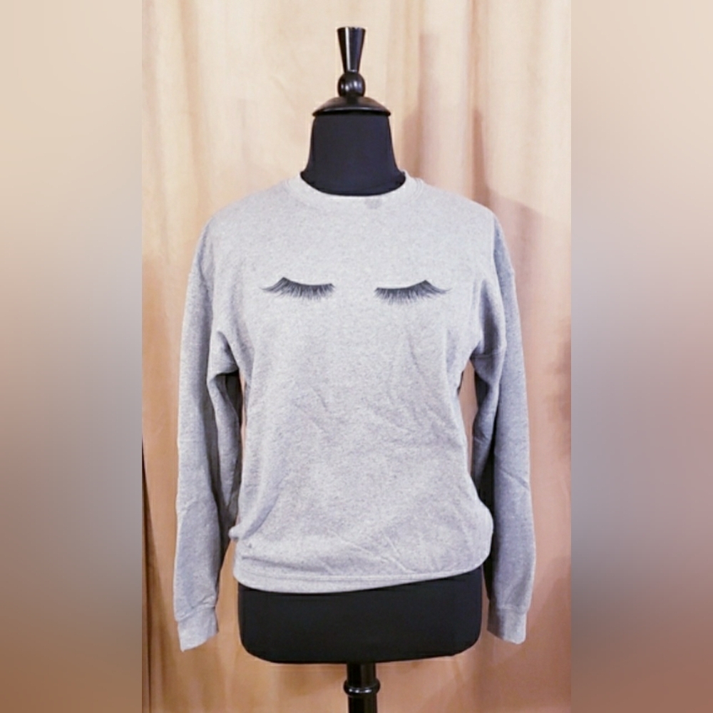 VICI COLLECTION LASHES PULLOVER